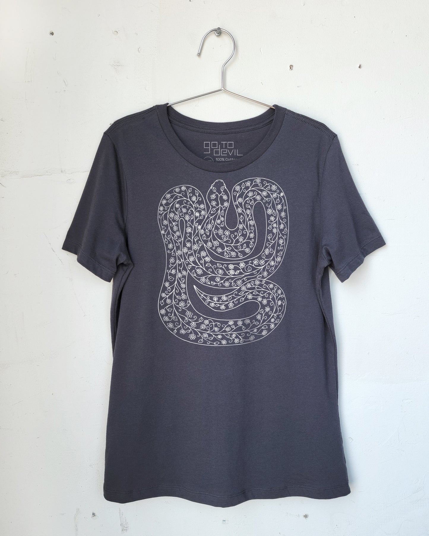 Snake Women's Crew Neck Tee