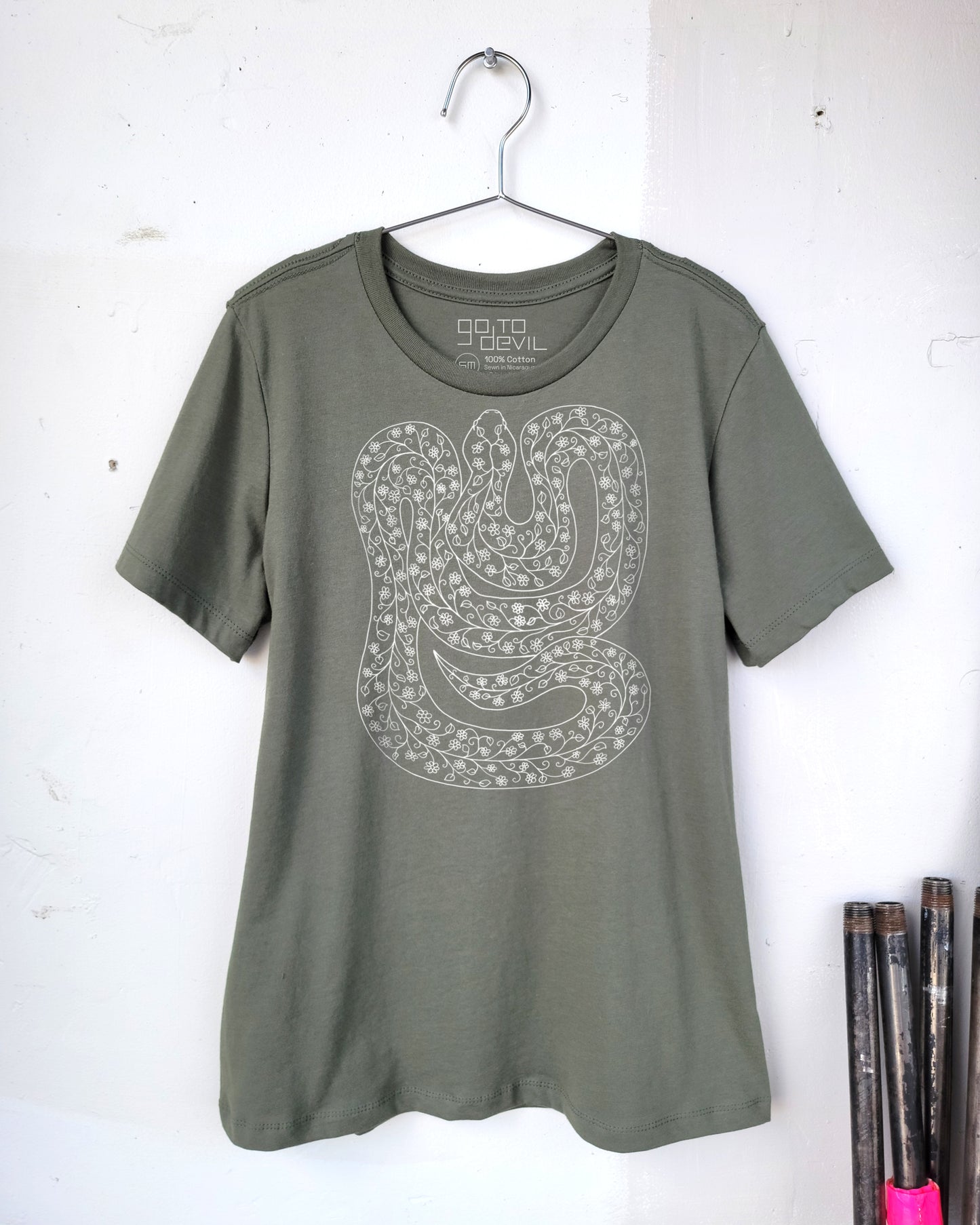 Snake Women's Crew Neck Tee