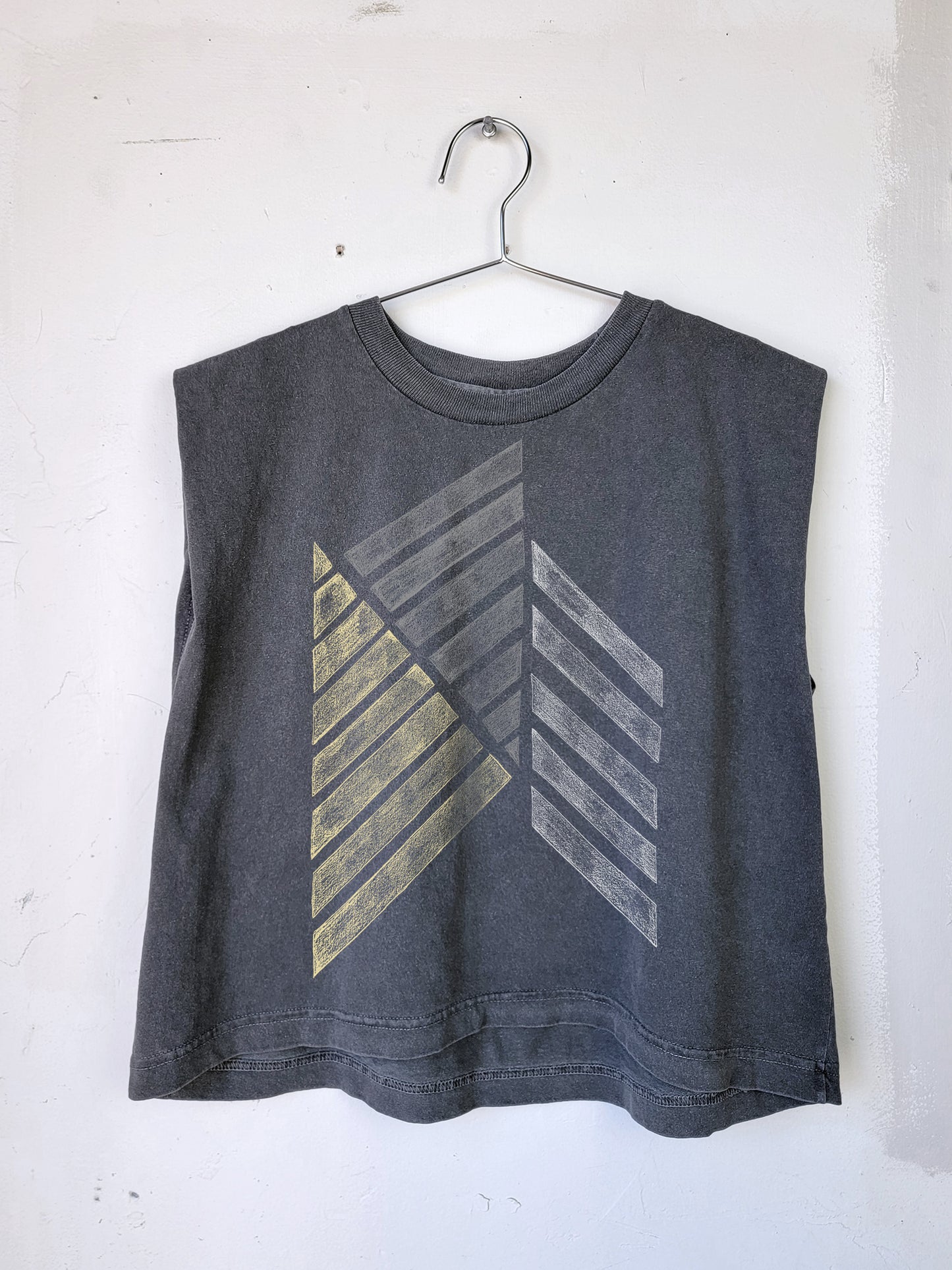 Triangles Women's Heavyweight Muscle Tee